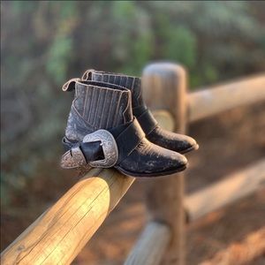 NWOB Free People understated biker boot